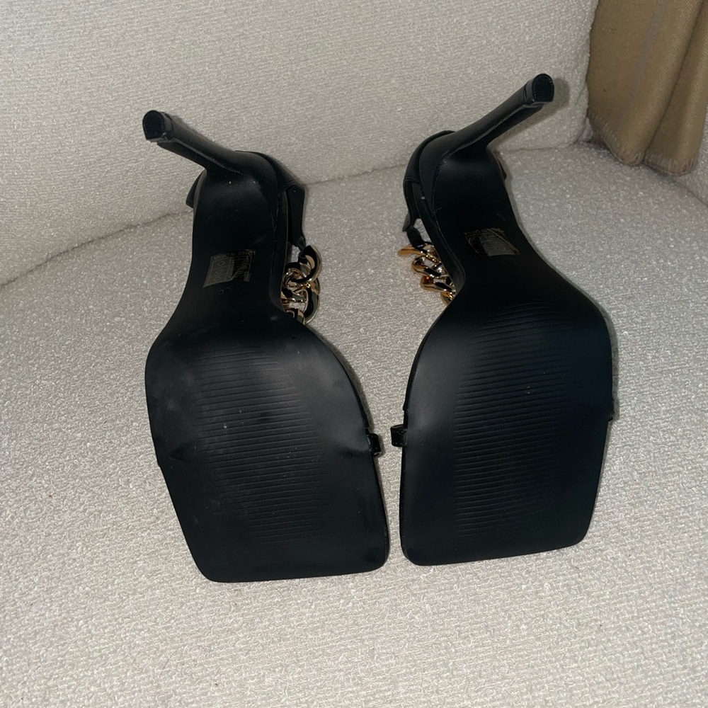 Gold‎ Chunky Ankle Strap High Heels - Picture 5 of 16